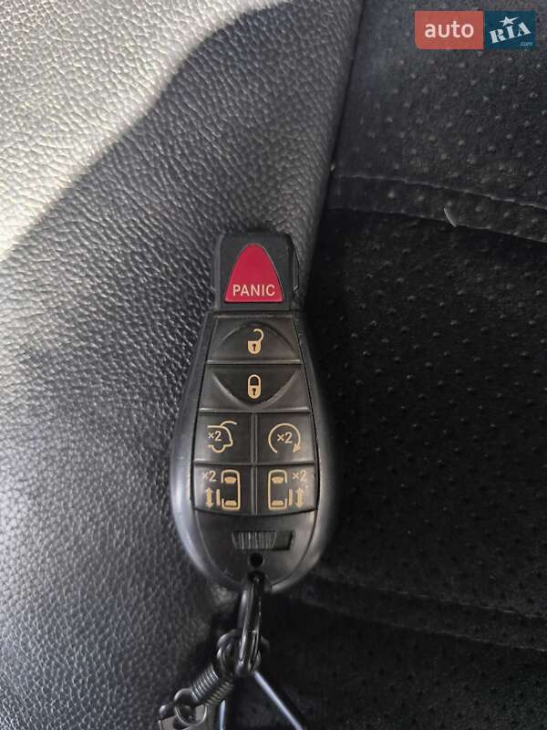 Минивэн Dodge Grand Caravan 2017 в Белой Церкви фото 3 Минивэн Dodge Grand Caravan 2017 в Белой Церкви