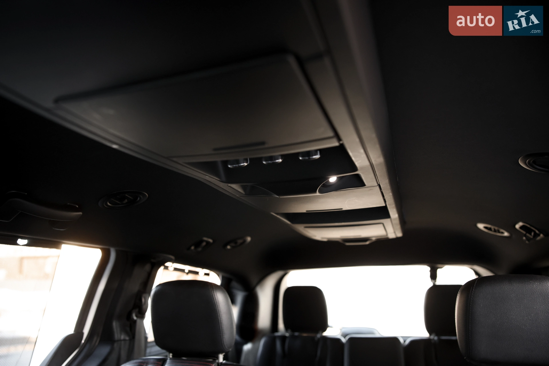 2017 Dodge Caravan - мініатюра 30