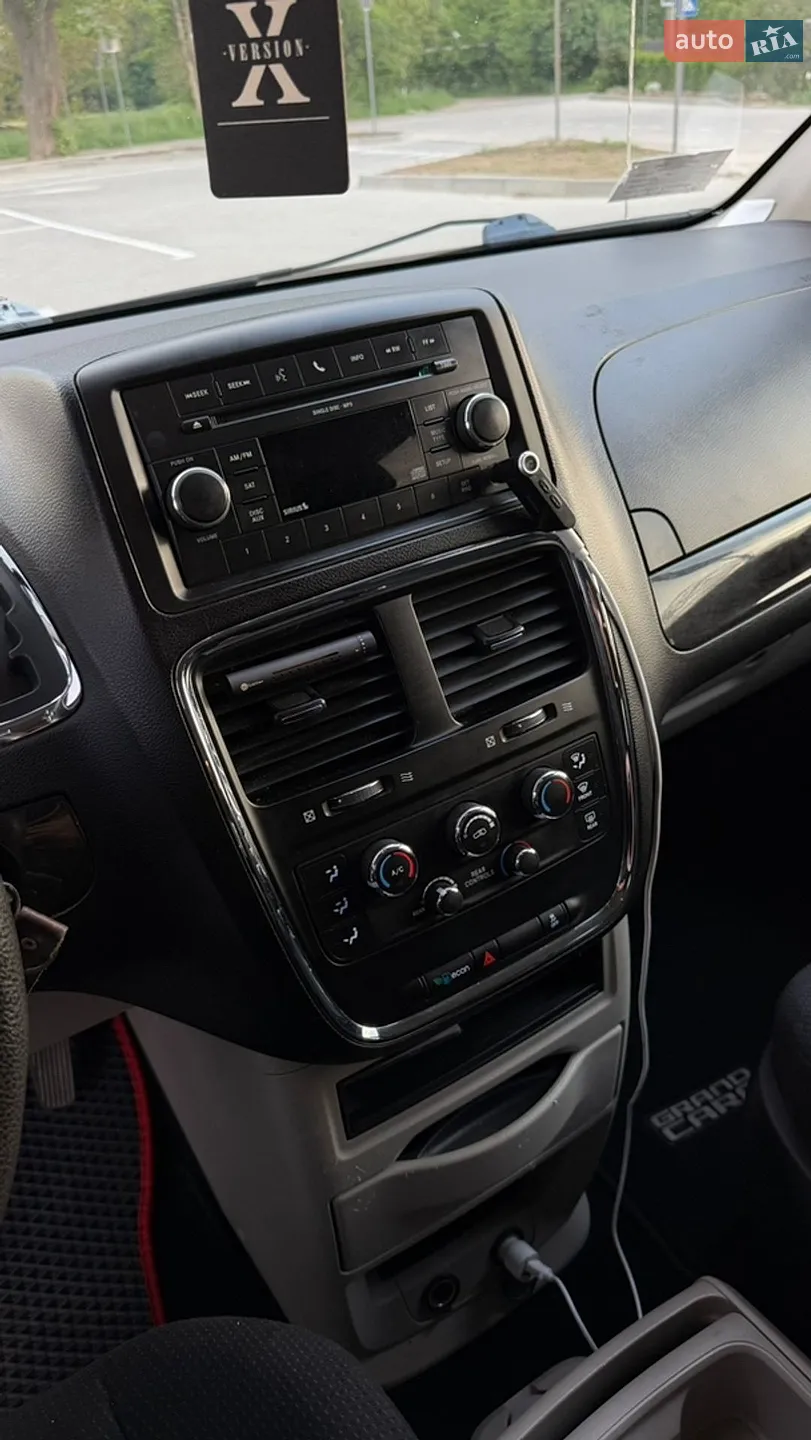 2014 Dodge Caravan - мініатюра 8