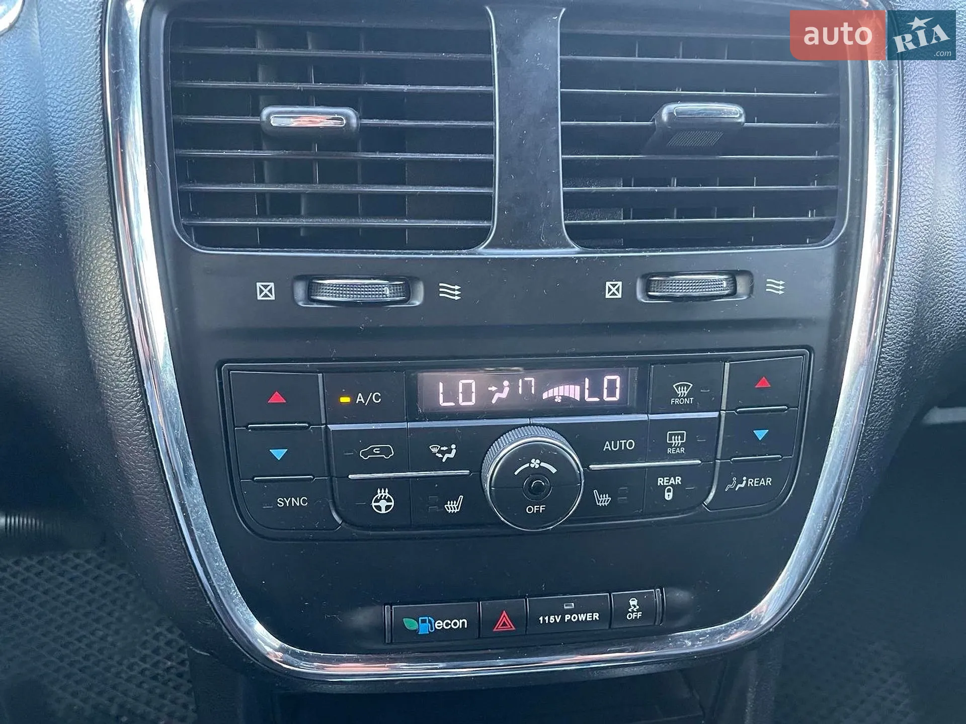 2018 Dodge Caravan - мініатюра 25