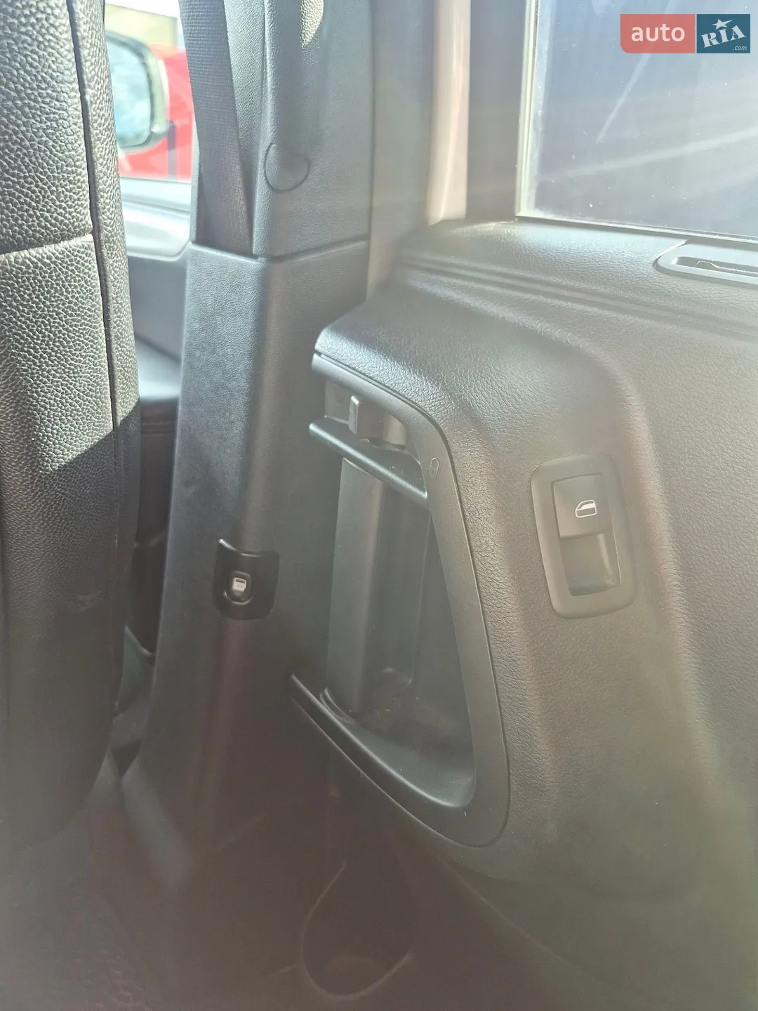 2019 Dodge Caravan - мініатюра 38