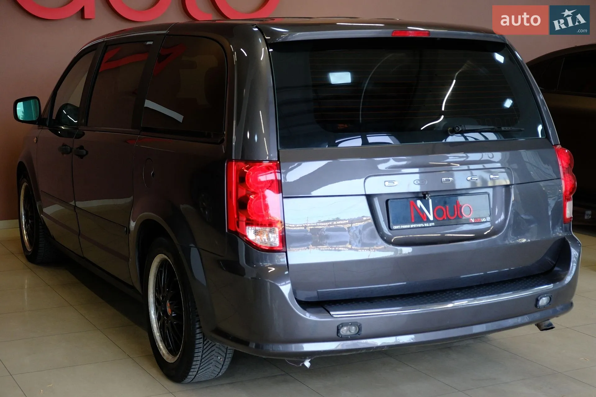 2015 Dodge Caravan - мініатюра 14