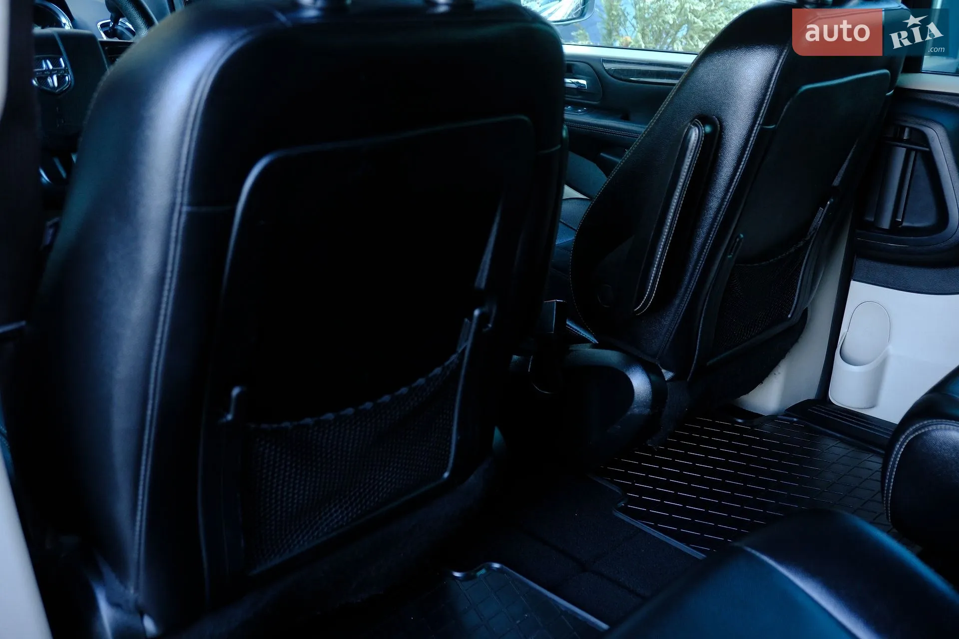 2015 Dodge Caravan - мініатюра 27