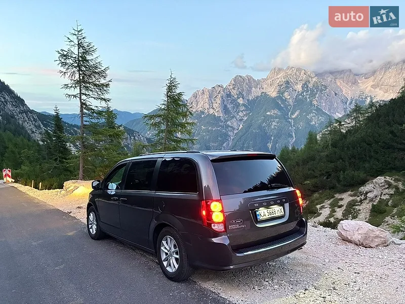 Dodge Grand Caravan 2019