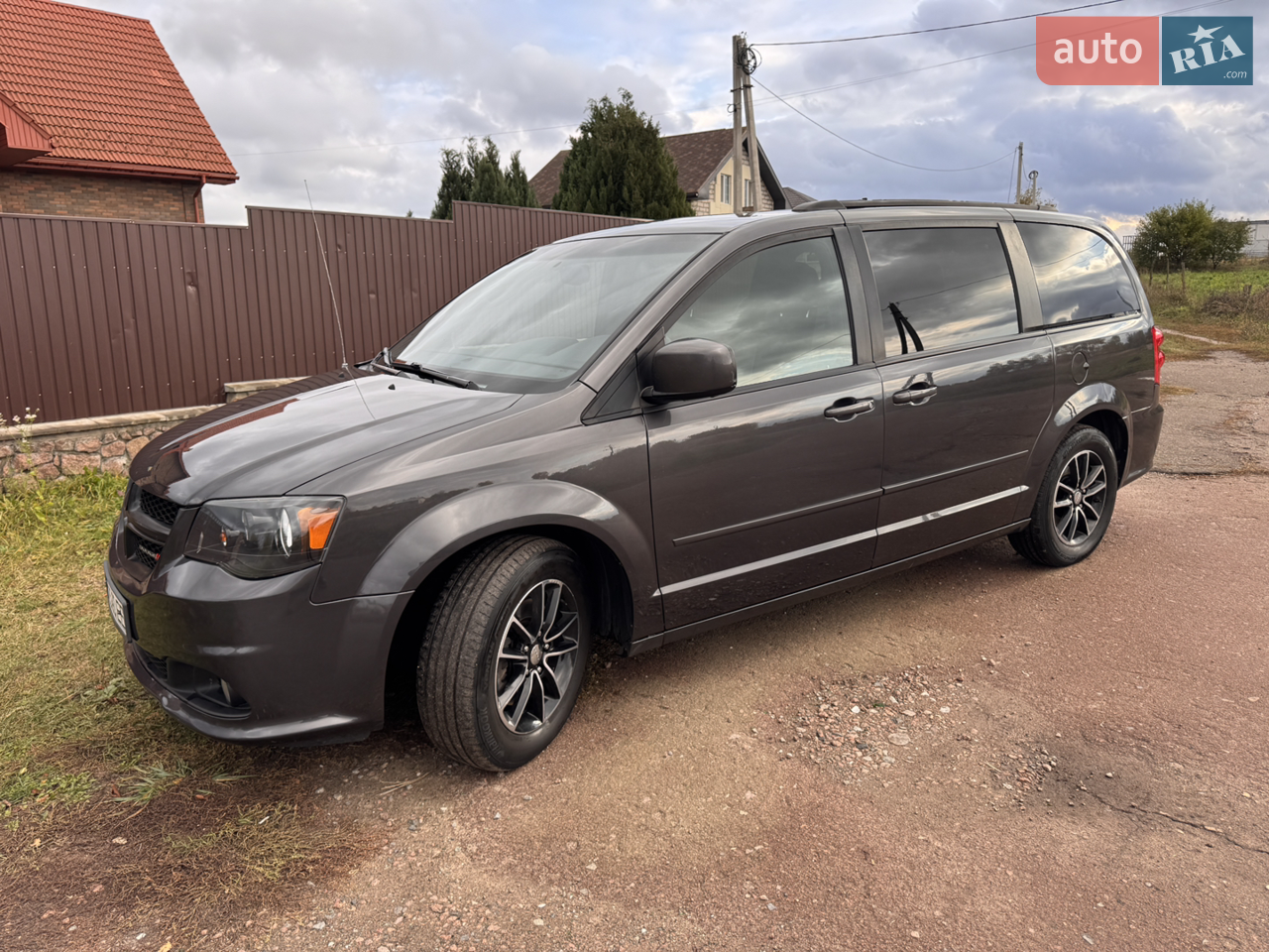 2017 Dodge Caravan - мініатюра 19