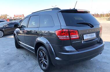 Позашляховик / Кросовер Dodge Journey 2017 в 