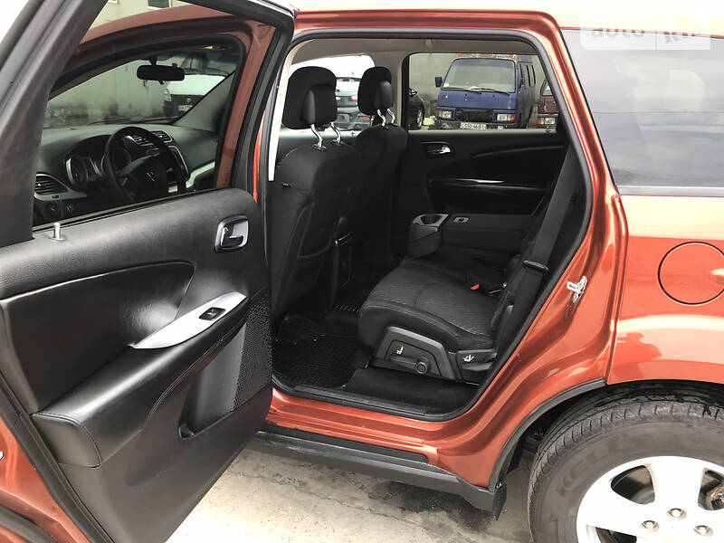 Позашляховик / Кросовер Dodge Journey 2013 в Одесі