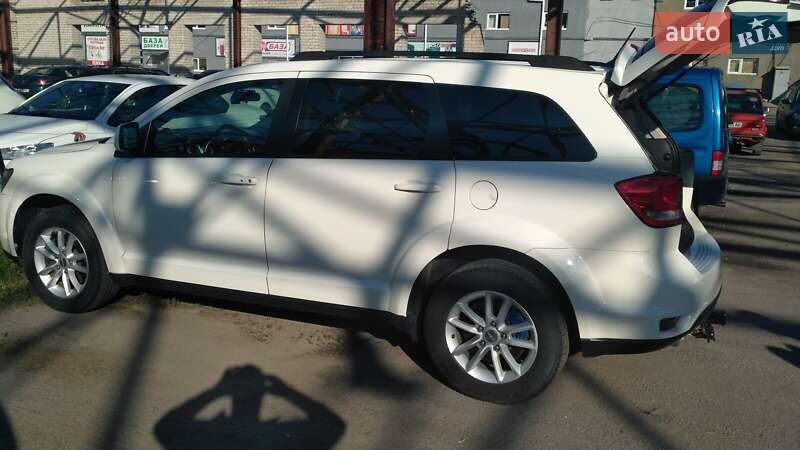 Внедорожник / Кроссовер Dodge Journey 2015 в Житомире