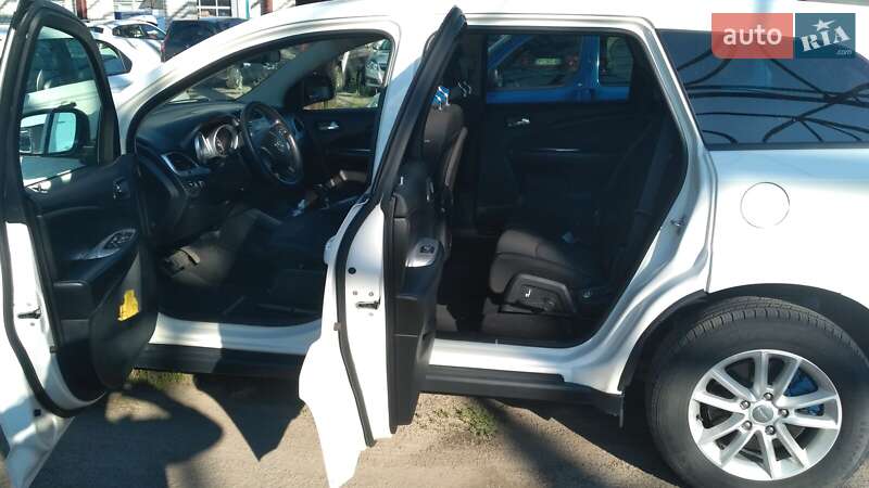 Внедорожник / Кроссовер Dodge Journey 2015 в Житомире