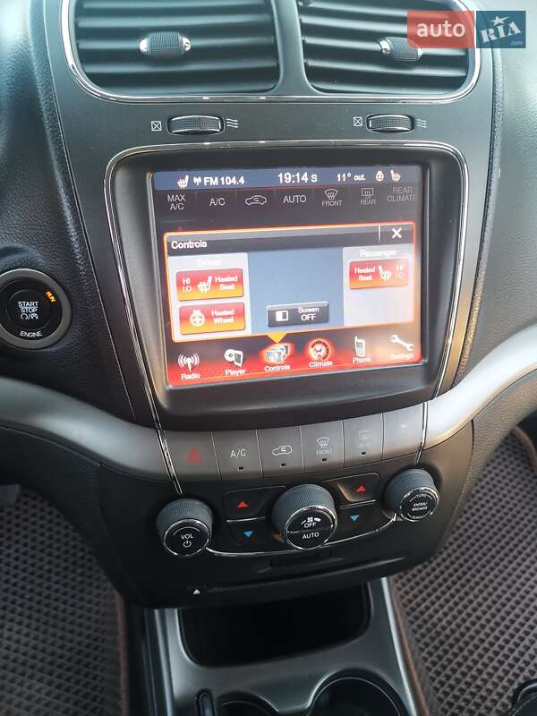 Позашляховик / Кросовер Dodge Journey 2015 в Володимирі