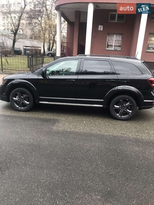 Внедорожник / Кроссовер Dodge Journey 2020 в Киеве