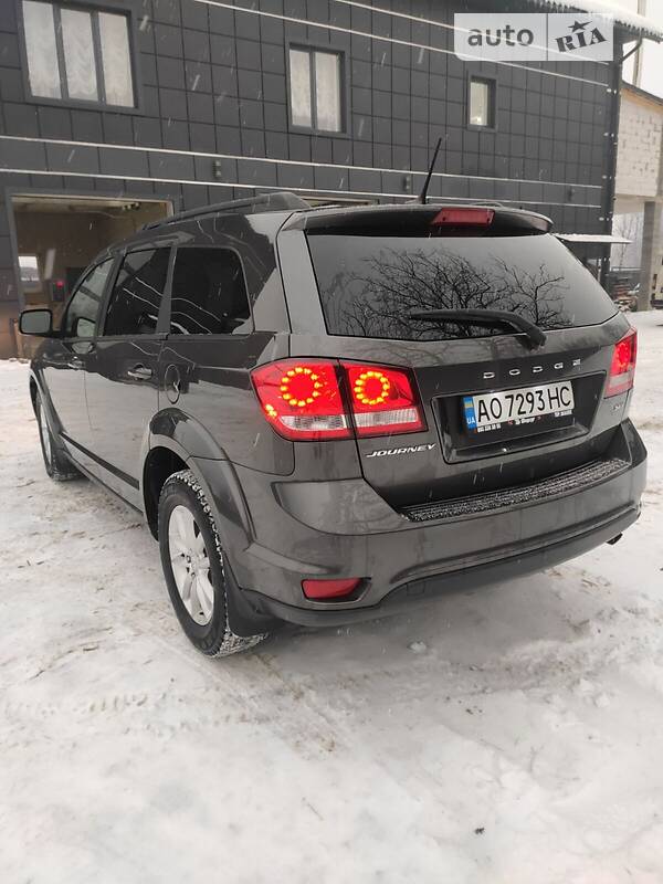 Внедорожник / Кроссовер Dodge Journey 2015 в Тячеве