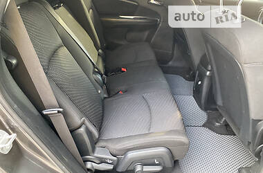 Внедорожник / Кроссовер Dodge Journey 2015 в 