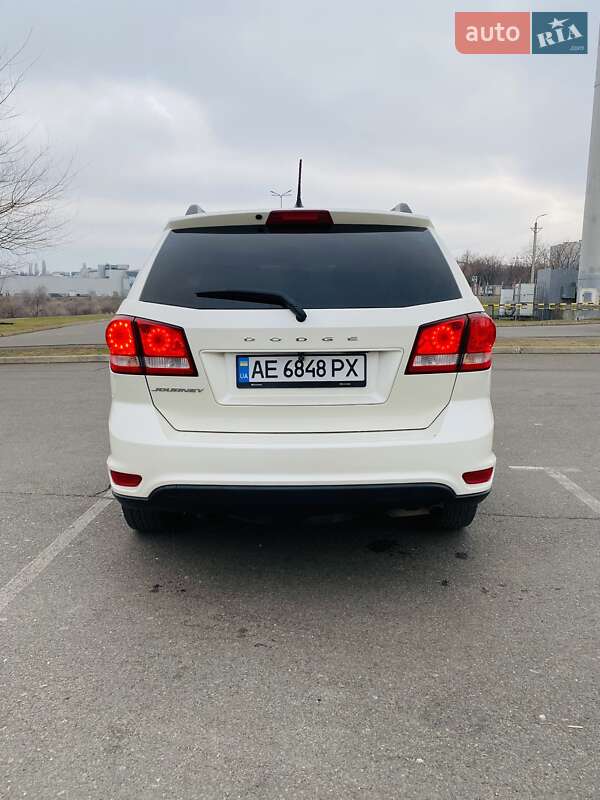 Внедорожник / Кроссовер Dodge Journey 2015 в Кривом Роге фото 10 Внедорожник / Кроссовер Dodge Journey 2015 в Кривом Роге