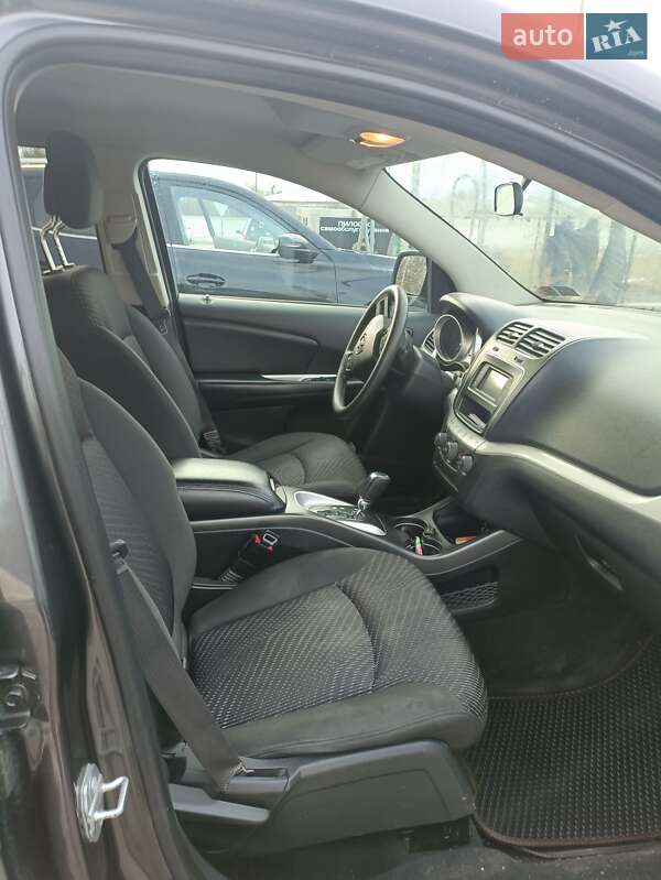 Універсал Dodge Journey 2015 в Володимирі