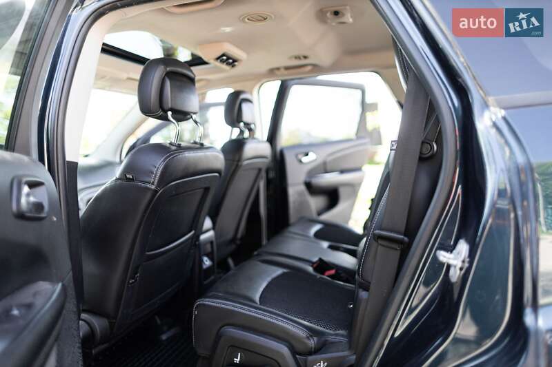 Внедорожник / Кроссовер Dodge Journey 2015 в Ровно фото 40 Внедорожник / Кроссовер Dodge Journey 2015 в Ровно