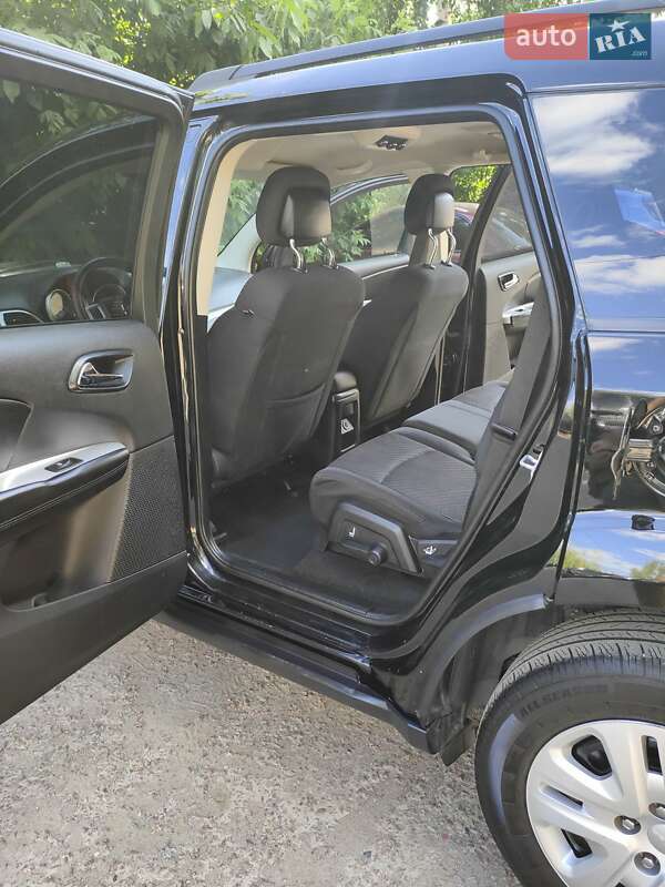 Внедорожник / Кроссовер Dodge Journey 2014 в Днепре