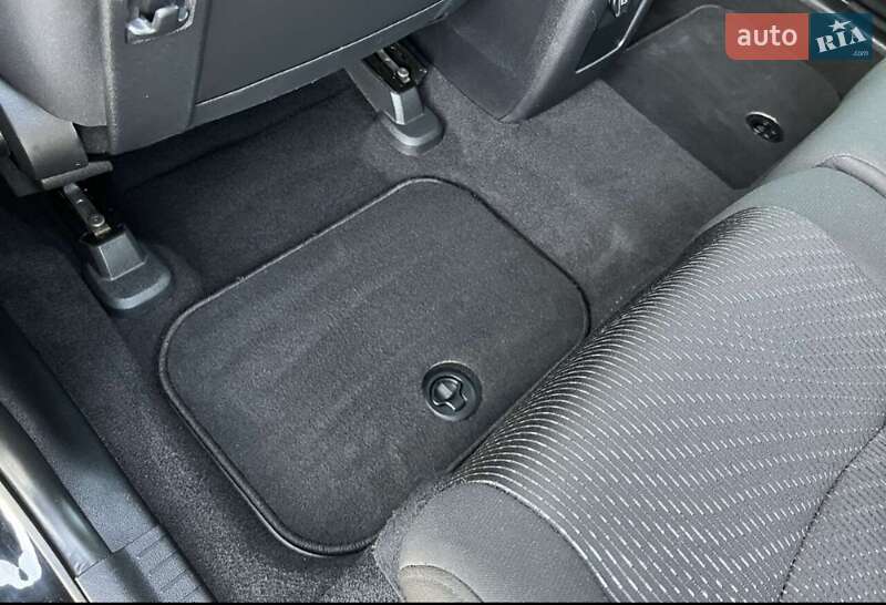 Внедорожник / Кроссовер Dodge Journey 2015 в Бориславе фото 22 Внедорожник / Кроссовер Dodge Journey 2015 в Бориславе