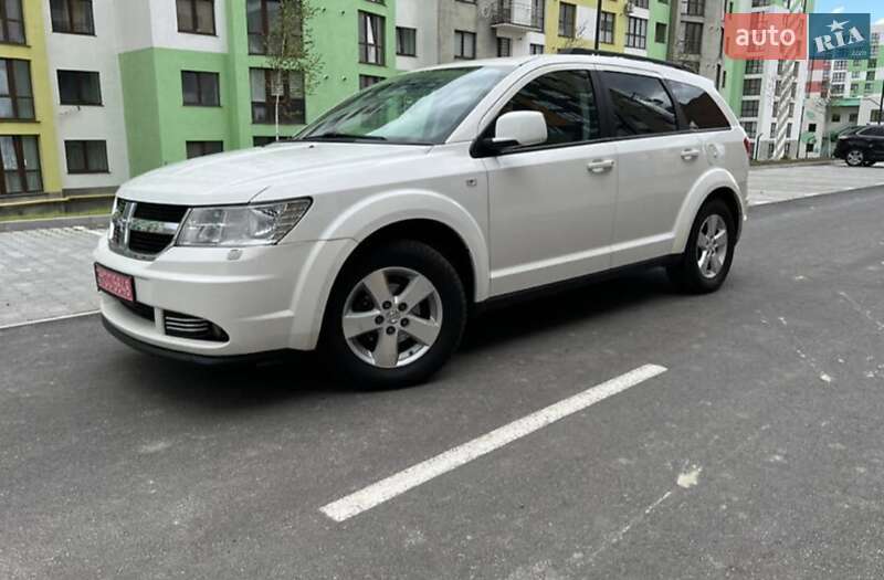 Внедорожник / Кроссовер Dodge Journey 2008 в Черновцах
