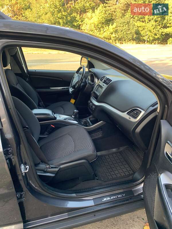 Внедорожник / Кроссовер Dodge Journey 2017 в Киеве