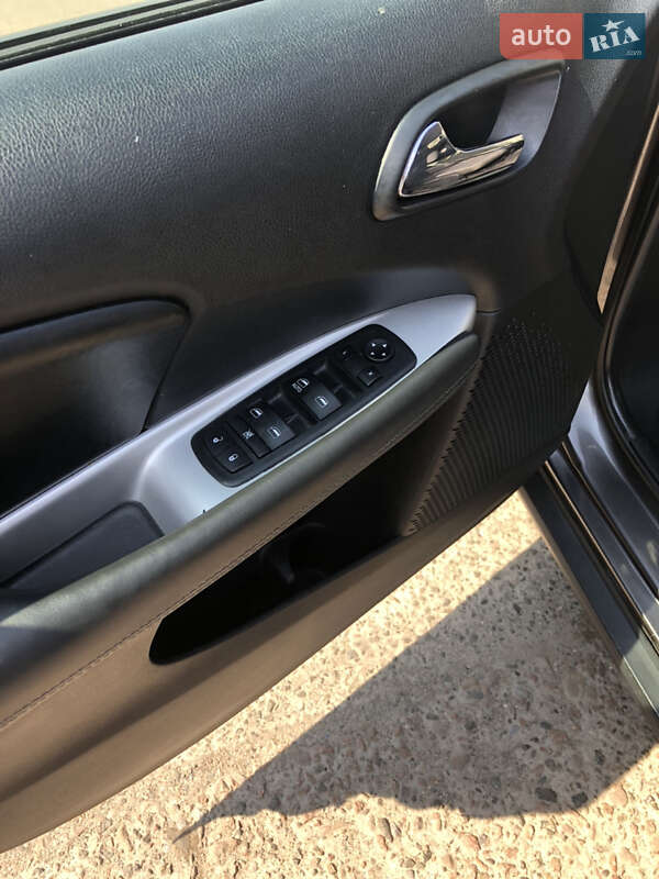 Внедорожник / Кроссовер Dodge Journey 2017 в Киеве фото 5 Внедорожник / Кроссовер Dodge Journey 2017 в Киеве