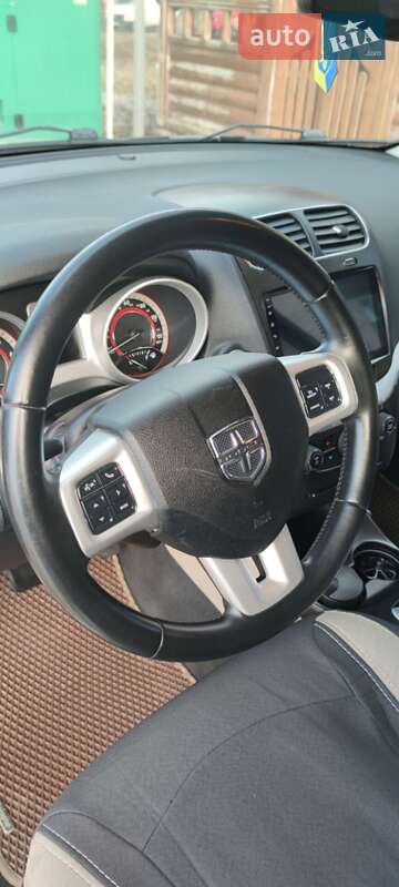 Позашляховик / Кросовер Dodge Journey 2011 в Чернівцях