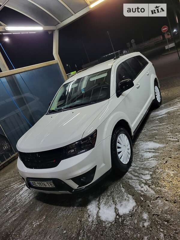 Внедорожник / Кроссовер Dodge Journey 2016 в Днепре