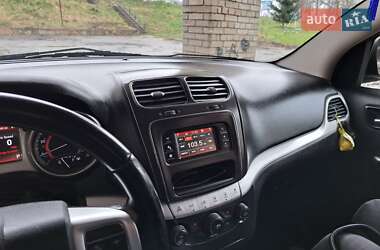 Позашляховик / Кросовер Dodge Journey 2016 в Стебнику