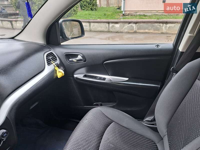 Внедорожник / Кроссовер Dodge Journey 2016 в Стебнику фото 6 Внедорожник / Кроссовер Dodge Journey 2016 в Стебнику