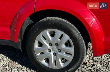 Позашляховик / Кросовер Dodge Journey 2016 в 