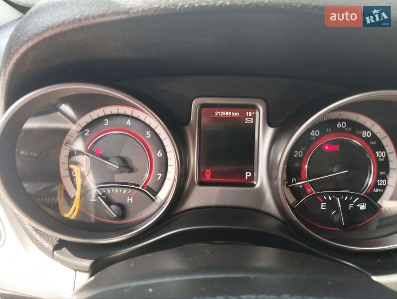 Внедорожник / Кроссовер Dodge Journey 2015 в Запорожье фото 9 Внедорожник / Кроссовер Dodge Journey 2015 в Запорожье