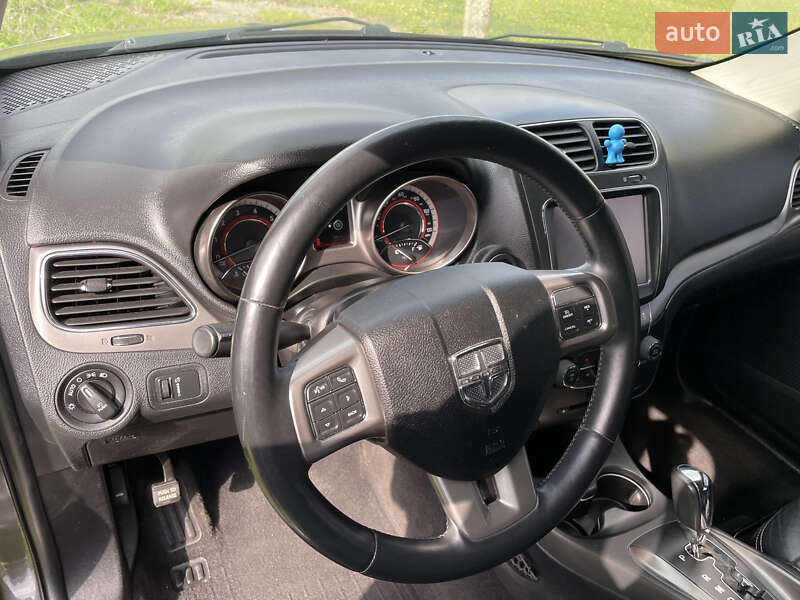 Позашляховик / Кросовер Dodge Journey 2014 в Рівному