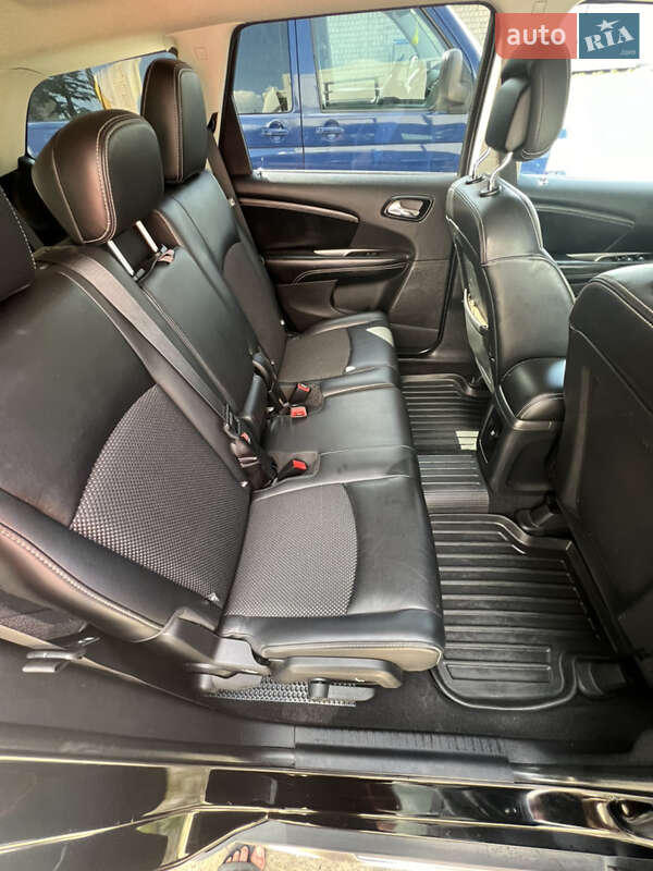 Внедорожник / Кроссовер Dodge Journey 2014 в Львове