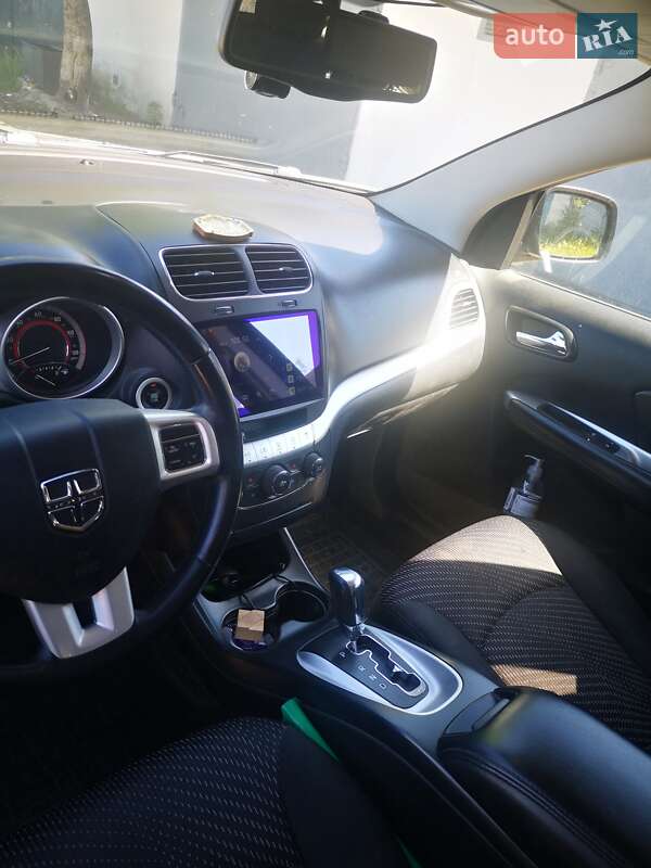 Внедорожник / Кроссовер Dodge Journey 2016 в Калуше