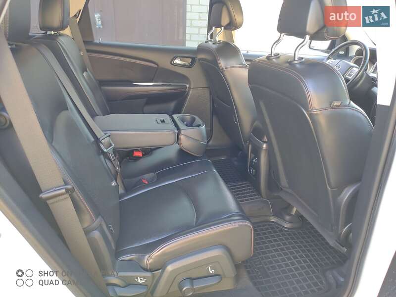 Внедорожник / Кроссовер Dodge Journey 2016 в Черкассах