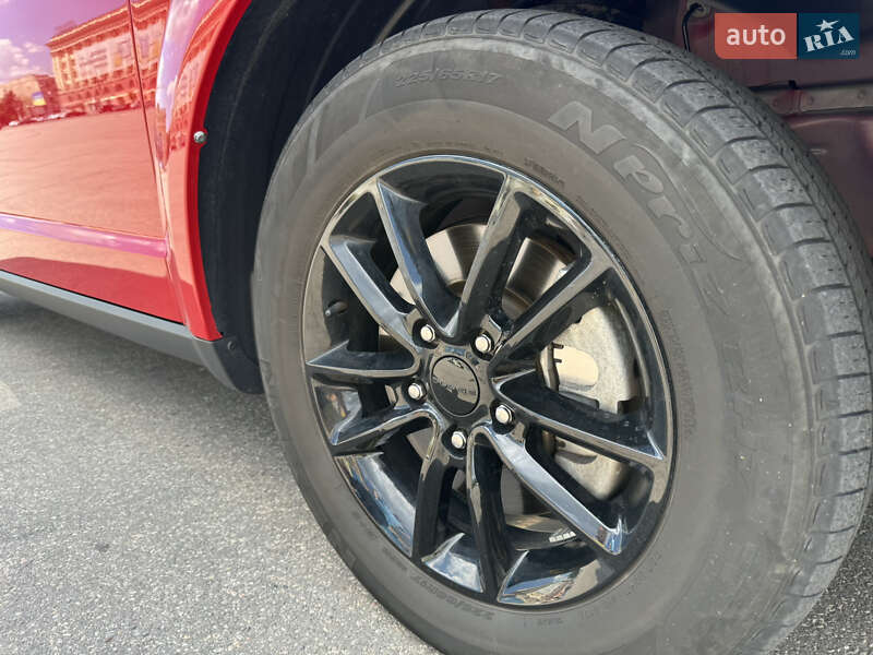 Позашляховик / Кросовер Dodge Journey 2020 в Харкові