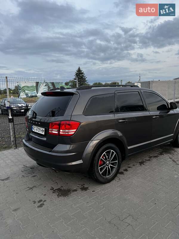Внедорожник / Кроссовер Dodge Journey 2018 в Нововолынске