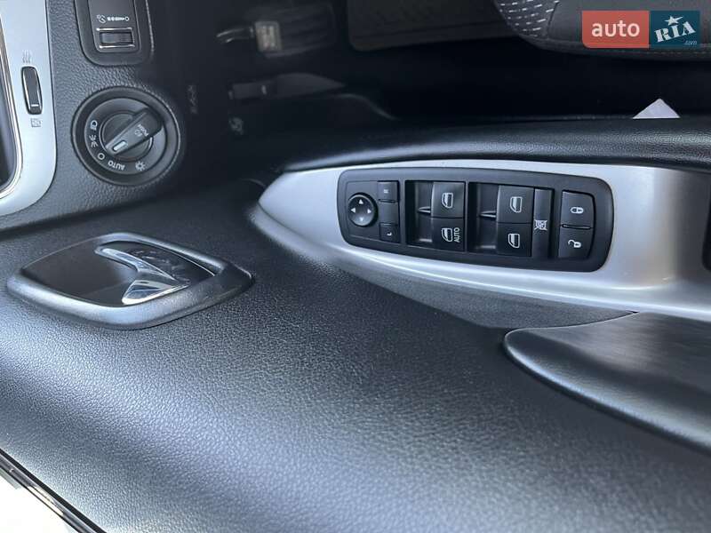 Внедорожник / Кроссовер Dodge Journey 2019 в Коростене