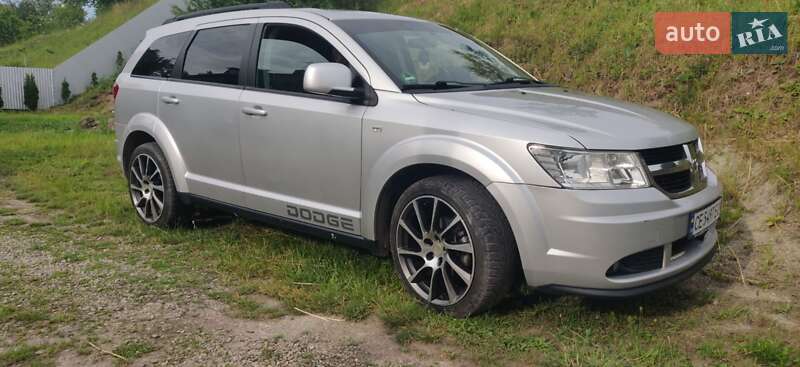 Позашляховик / Кросовер Dodge Journey 2008 в Товсте