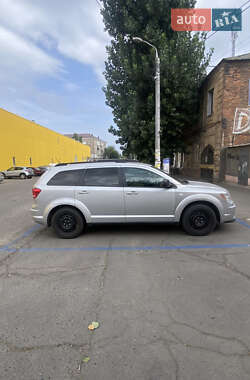 Внедорожник / Кроссовер Dodge Journey 2011 в 