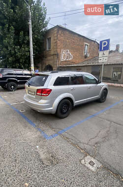 Внедорожник / Кроссовер Dodge Journey 2011 в 