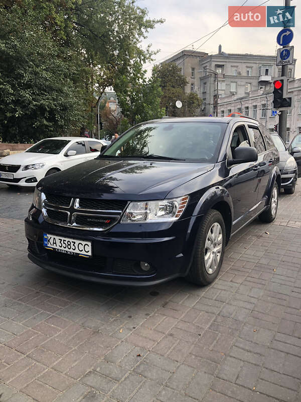 Позашляховик / Кросовер Dodge Journey 2020 в Києві