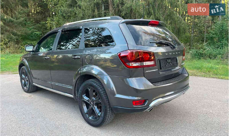 Внедорожник / Кроссовер Dodge Journey 2020 в Ужгороде