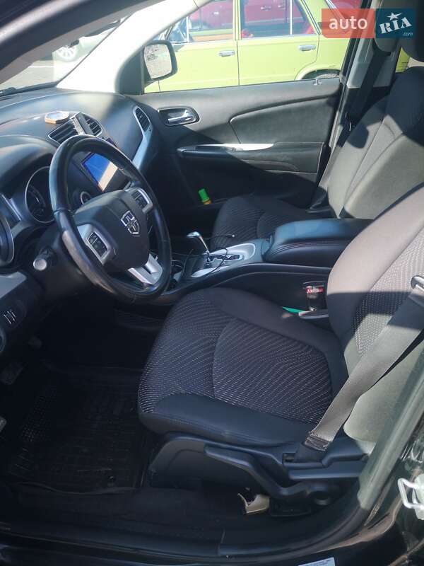 Внедорожник / Кроссовер Dodge Journey 2016 в Калуше