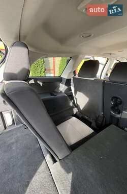 Позашляховик / Кросовер Dodge Journey 2008 в 