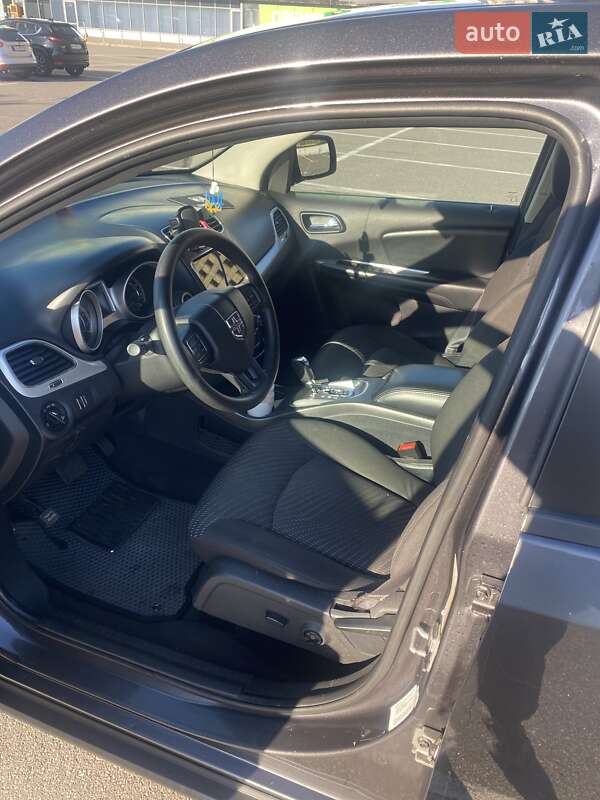 Внедорожник / Кроссовер Dodge Journey 2014 в Киеве фото 10 Внедорожник / Кроссовер Dodge Journey 2014 в Киеве