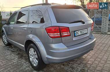Позашляховик / Кросовер Dodge Journey 2016 в Стебнику