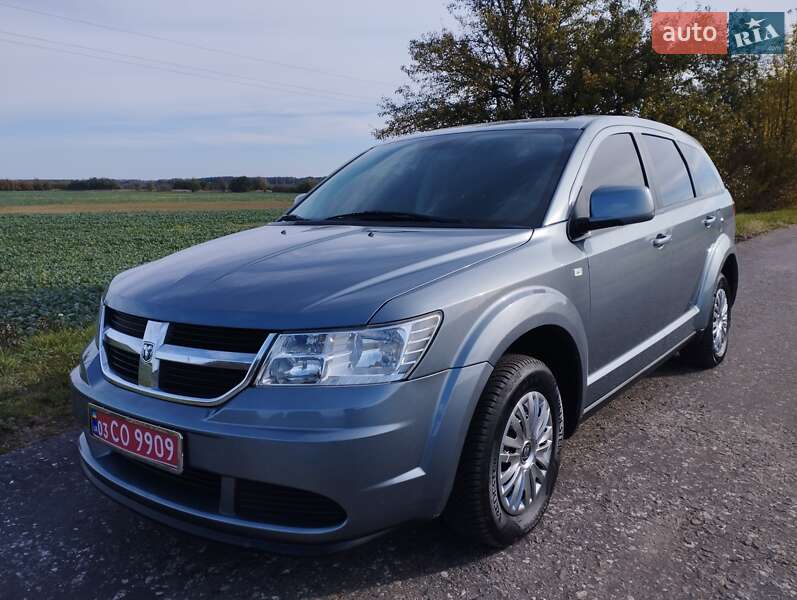 Внедорожник / Кроссовер Dodge Journey 2010 в Бродах