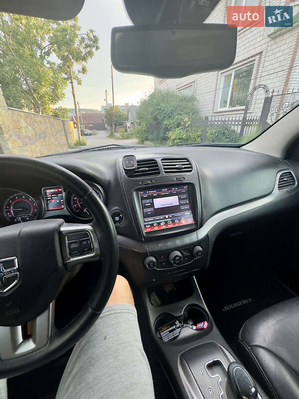 Внедорожник / Кроссовер Dodge Journey 2017 в Могилев-Подольске фото 13 Внедорожник / Кроссовер Dodge Journey 2017 в Могилев-Подольске