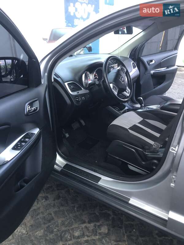 Внедорожник / Кроссовер Dodge Journey 2017 в Броварах